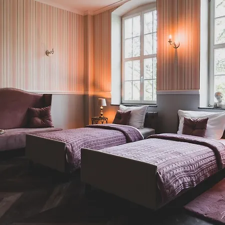 Palac Rajkowo B&B 4*