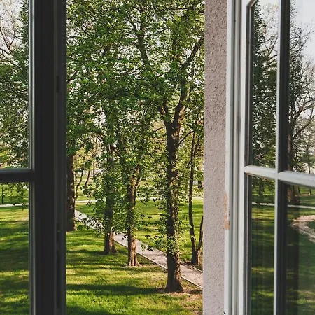 Palac Rajkowo 4* 슈체친