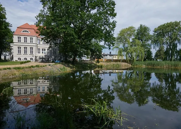 Palac Rajkowo 4* شتشيتسين