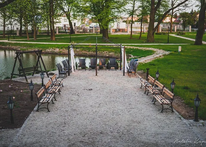 Nocleg ze śniadaniem Palac Rajkowo 4*