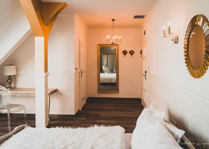 Palac Rajkowo 4* شتشيتسين