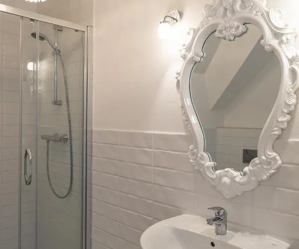 Palac Rajkowo فندق مبيت وإفطار