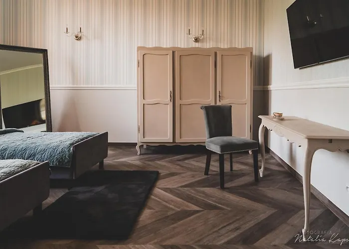 Palac Rajkowo 4* شتشيتسين