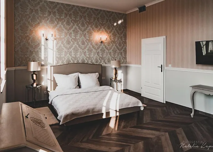 Palac Rajkowo فندق مبيت وإفطار 4*